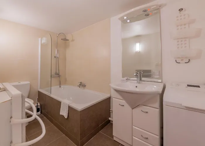 Grand Roc - Campanules 317 - Happy * Chamonix